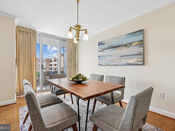 5th image of 3001 Veazey Ter NW APT 1531