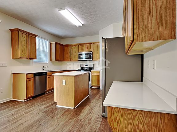 4th image of 338 Park Creek Rdg