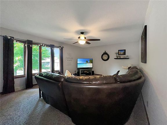 3rd image of 306 S 22nd St