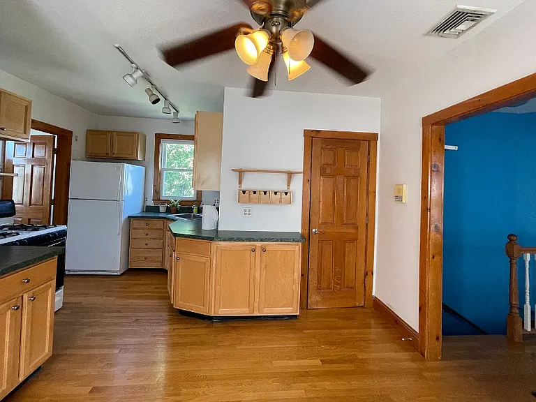 81-A Tremont St #3 — Photo 3