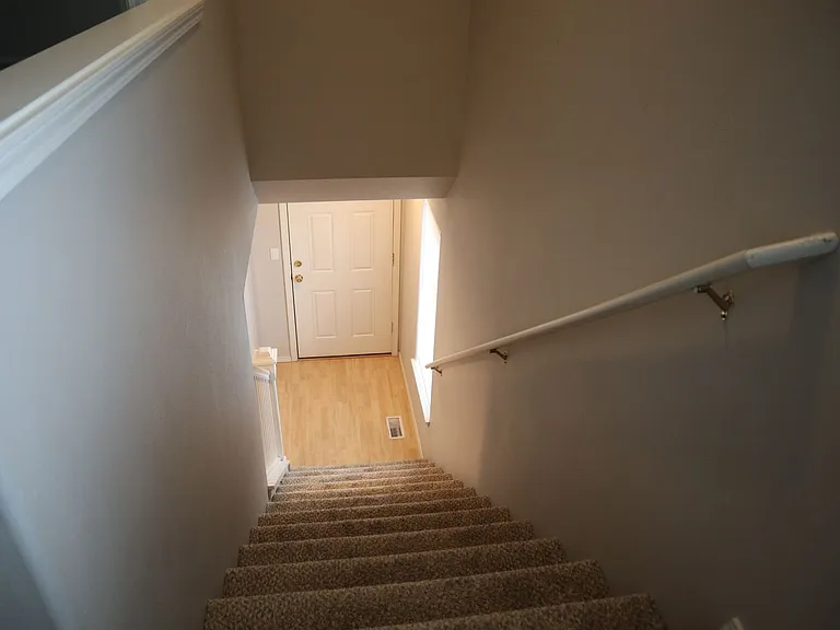 13920 NE 7th Ct — Photo 30