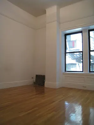 Rented by Realtyrite | media 19