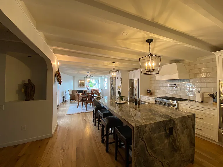 622 Palomar Ave — Photo 10