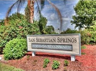 524 Cross Creek Cir, Sebastian, FL 32958