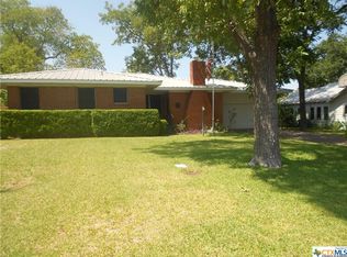 904 N 13th St, Temple, TX 76501