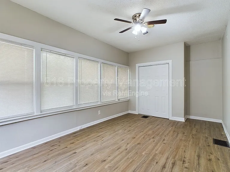 5218 Highland Ave — Photo 19