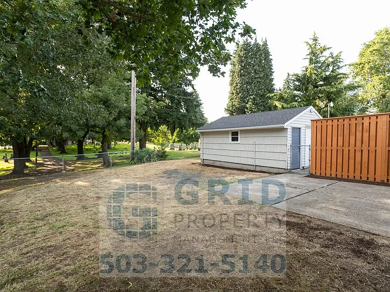 1108 Grand Blvd — Photo 20
