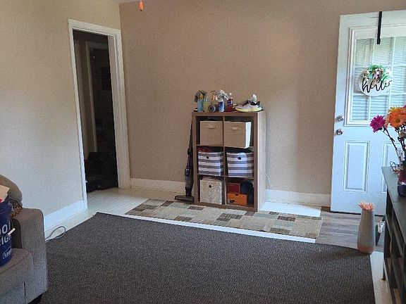 2nd image of 621 Hood St
