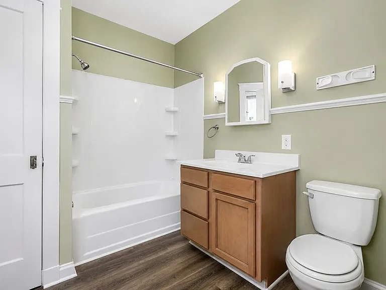 3948 S Grand Blvd — Photo 14