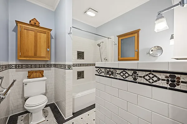 Sold by Corcoran | media 11
