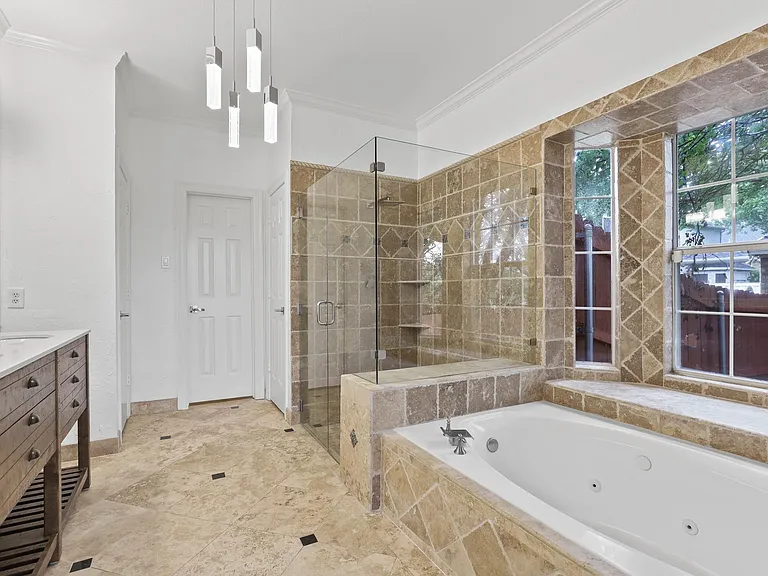 545 Oak Hill Dr — Photo 24
