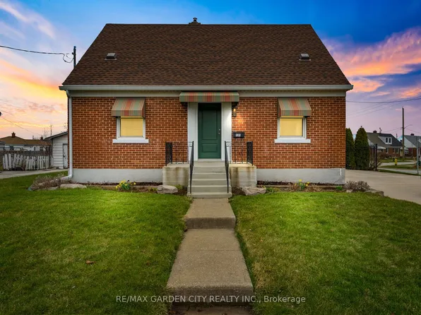 131 Westchester Cres, Saint Catharines, ON L2P 2N6