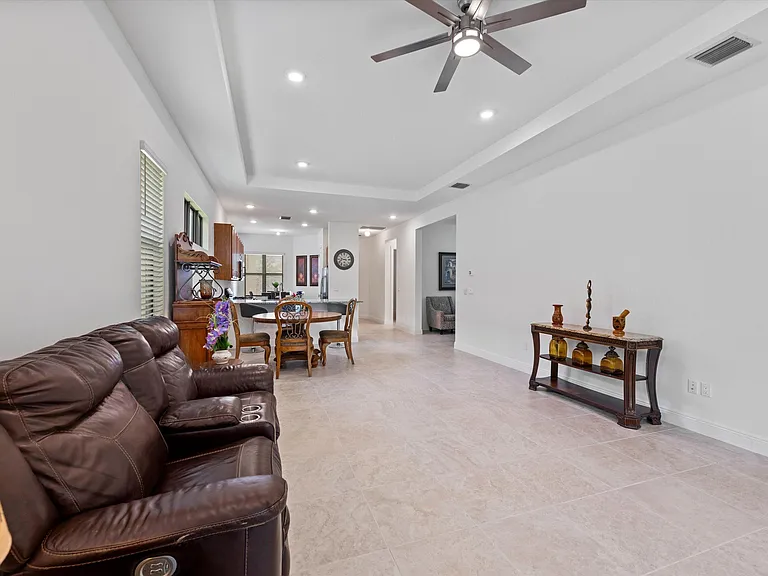 5409 Santa Rosa Ln — Photo 11