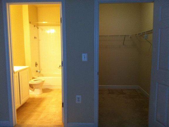 3rd image of 42421 Rockrose Sq Unit 302