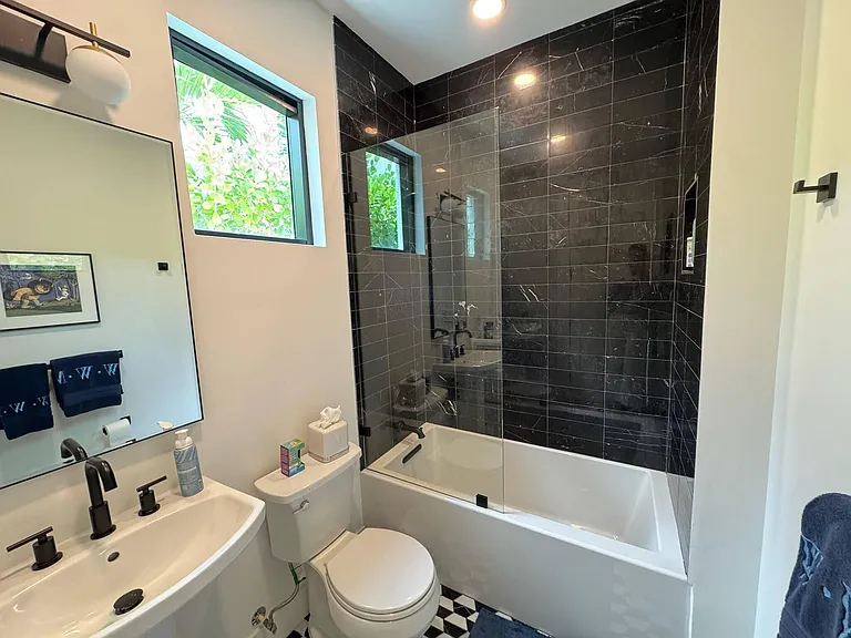 120 Summa St — Photo 11