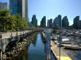 588 Broughton St #805, Vancouver, BC V6G 3E3