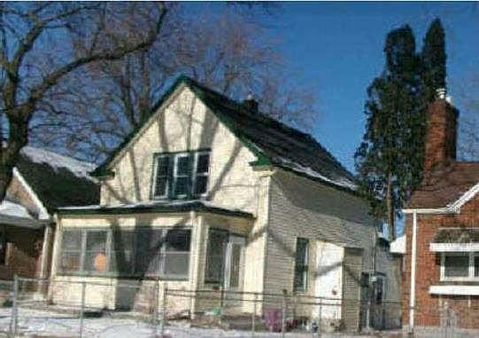 5th image of 99 Geranium Ave W