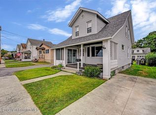 516 Short Ave, Peckville, PA 18452