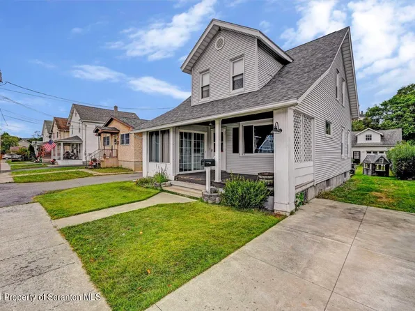 516 Short Ave, Peckville, PA 18452