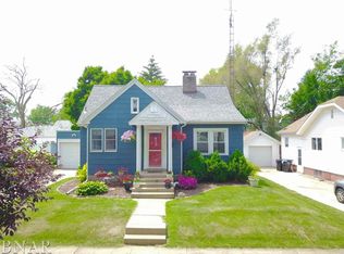 607 Florence Ave, Bloomington, IL 61701