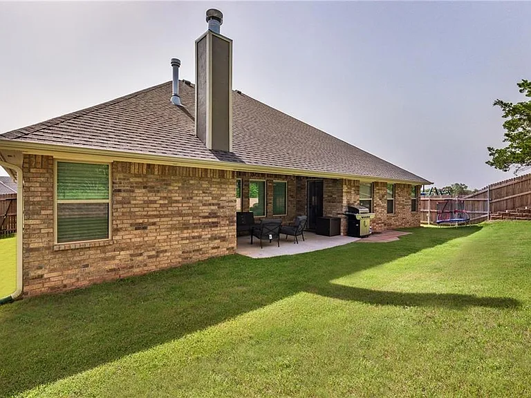2816 Oak Hill Ave — Photo 17