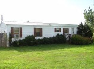 360 S Prather Rd, Michie, TN 38357