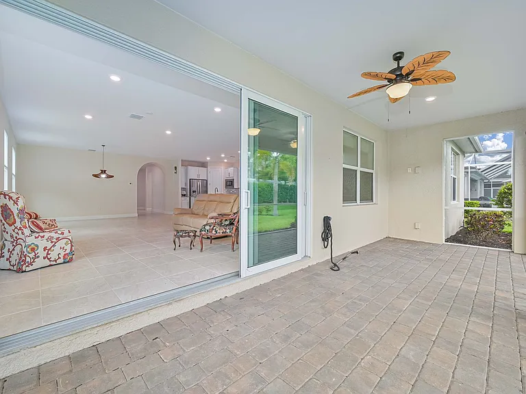 10530 Otter Key Ln — Photo 7