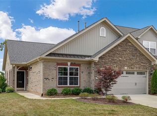 708 Chariot Sq, Winston Salem, NC 27127