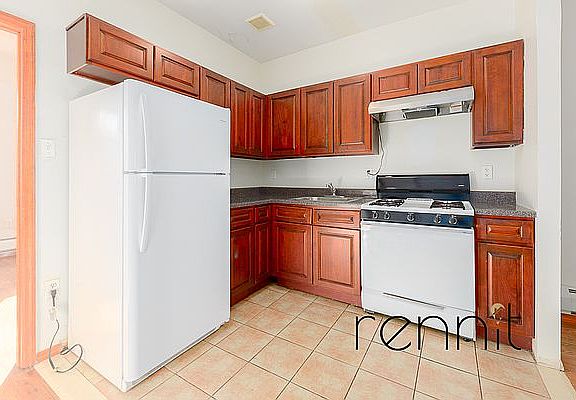 2nd image of 1168 Putnam Ave #2