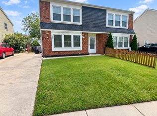 10 Fomalhaut Ct, Turnersville, NJ 08012