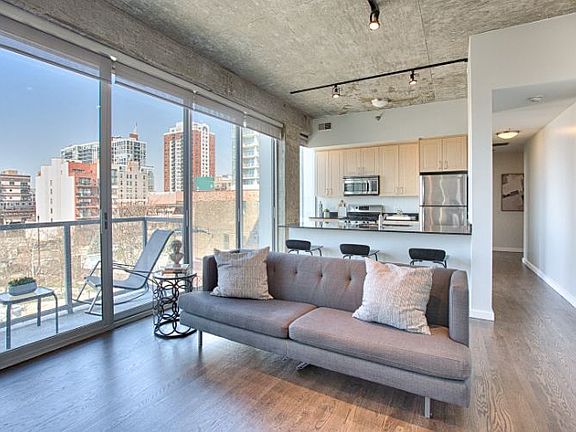 5th image of 1620 S Michigan Ave Unit 426