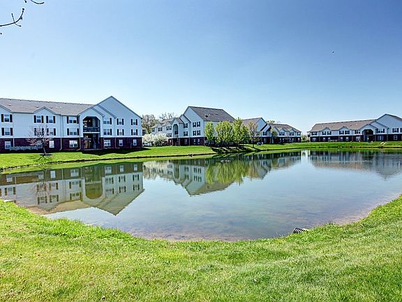 4th image of 3602 Gateway Lakes Dr