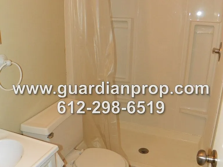 6852 Macbeth Cir — Photo 13