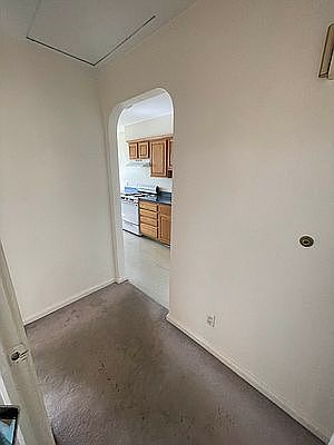 5th image of 2232 49th St Floor 2