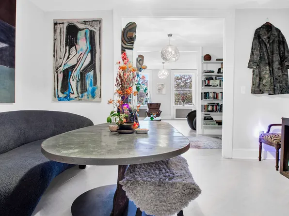 307 East 10th Street image 8 of 10