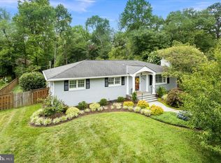 4429 Neptune Dr, Alexandria, VA 22309