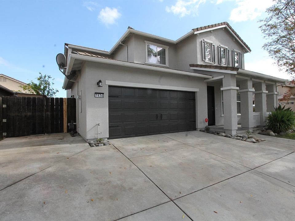 2nd image of 7924 Diamond Rock Dr