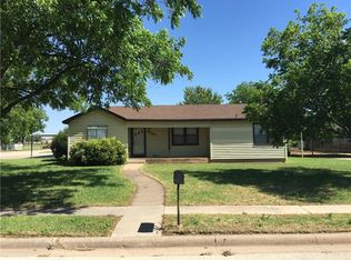 1926 Edgemont Dr, Abilene, TX 79602