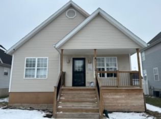 711 Prospect Ave, Kirkland, IL 60146