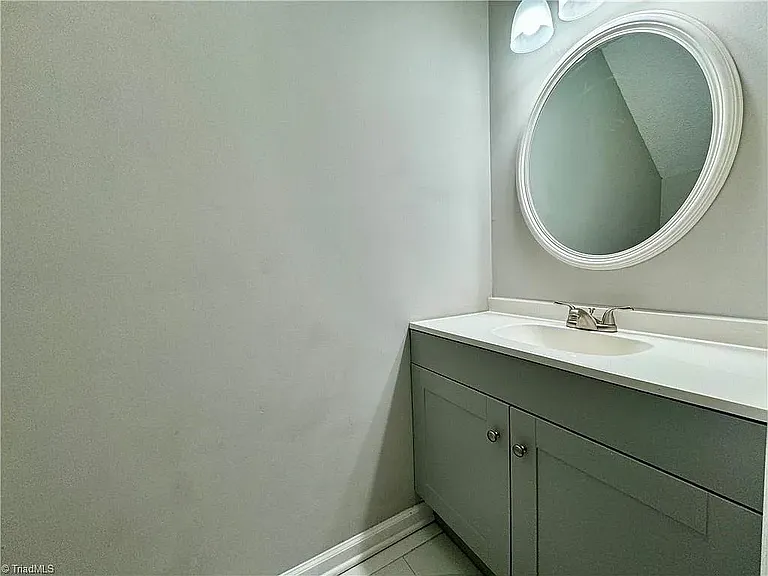 4019 Sherry Ct — Photo 16