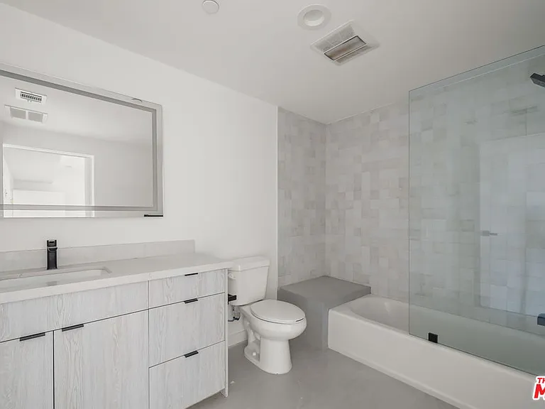 3755 S Canfield Ave #202 — Photo 20