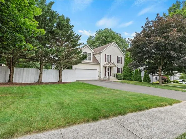 7 Ridge Drive, Southington, CT 06479