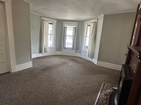 304 W Huron Ave #7