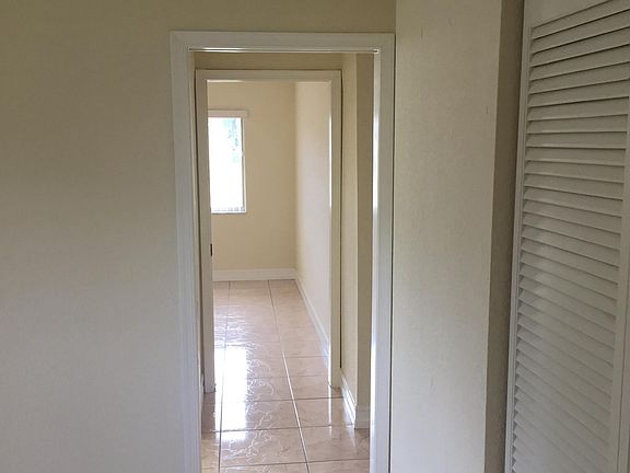 3rd image of 799 W Flamango Ct