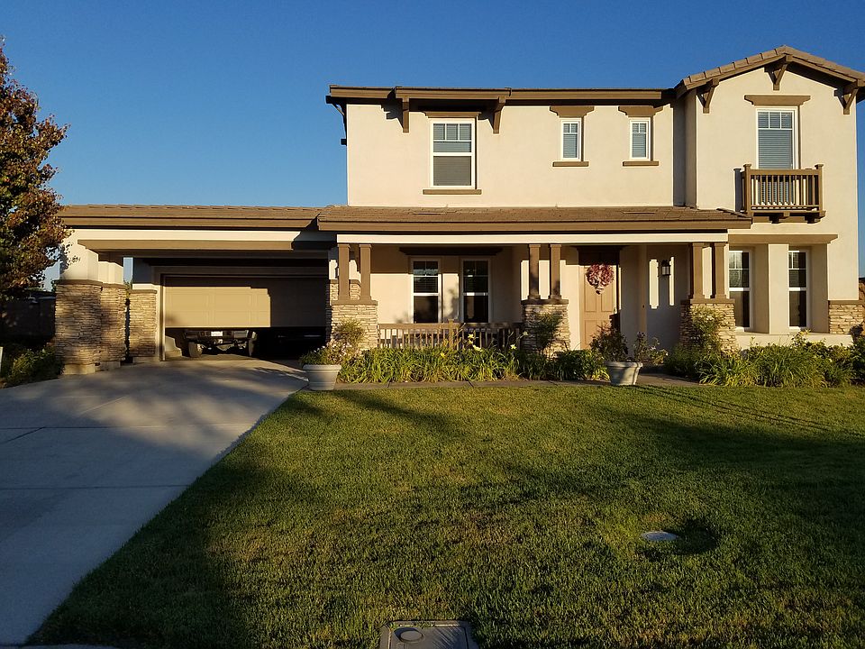 1st image of 41804 Leila Verde St