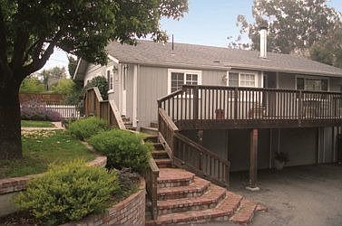 1st image of 1746 Esperanza Ct