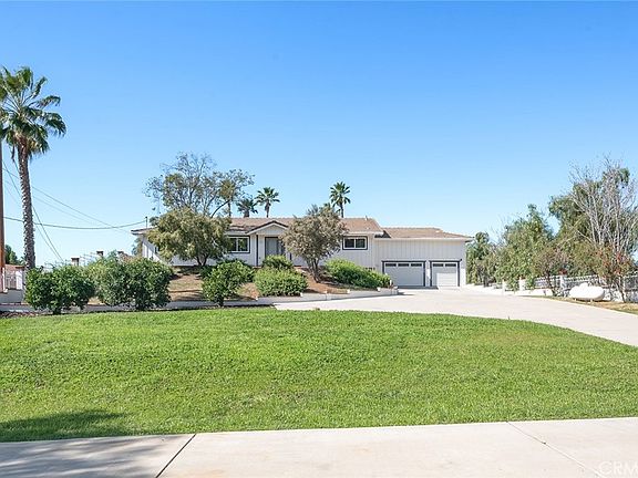 5th image of 27875 Goetz Rd