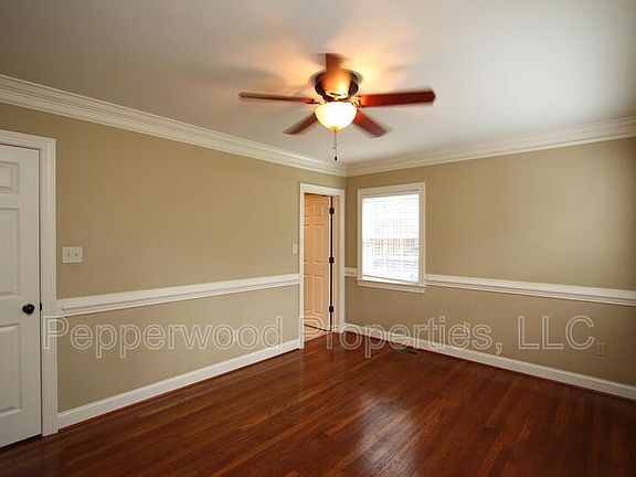 3rd image of 345 Connecticut Ave APT B