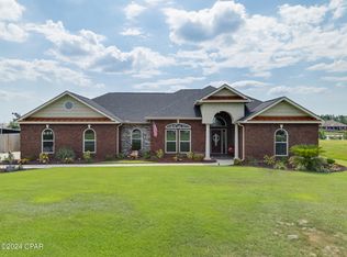 7507 Nautical Ct, Southport, FL 32409