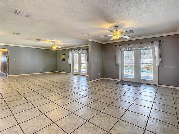 5th image of 2114 Ramblewood Ln
